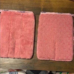 Norwex bathroom scrub mitt